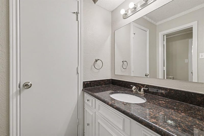 1702 Yorkshire Drive, Richardson TX 75082 - Photo 17