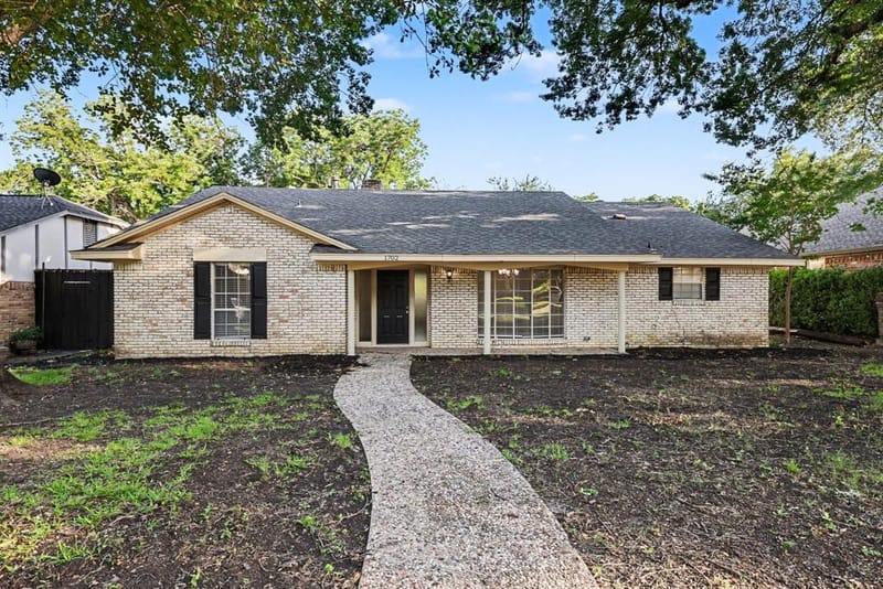 1702 Yorkshire Drive, Richardson TX 75082