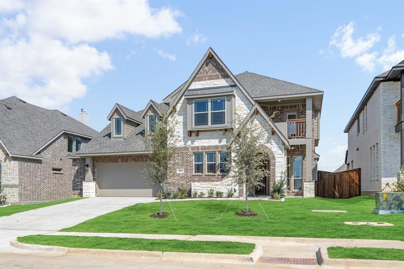 816 Condor Street, Joshua TX 76058 - Photo 2