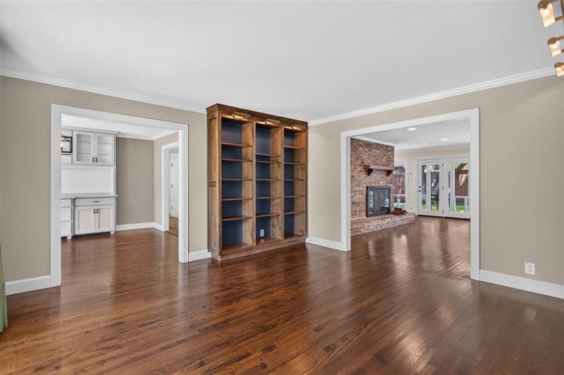 6811 Bradbury Lane, Dallas TX 75230 - Photo 6