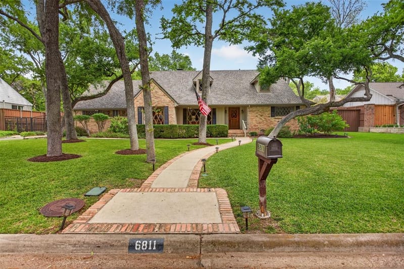 6811 Bradbury Lane, Dallas TX 75230
