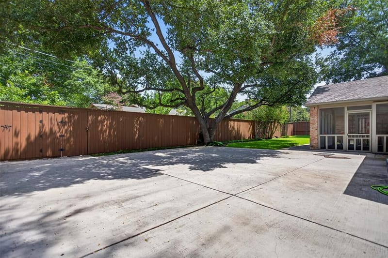 6811 Bradbury Lane, Dallas TX 75230 - Photo 38