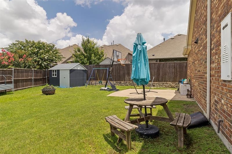 17614 Lily Court, Dallas TX 75252 - Photo 34
