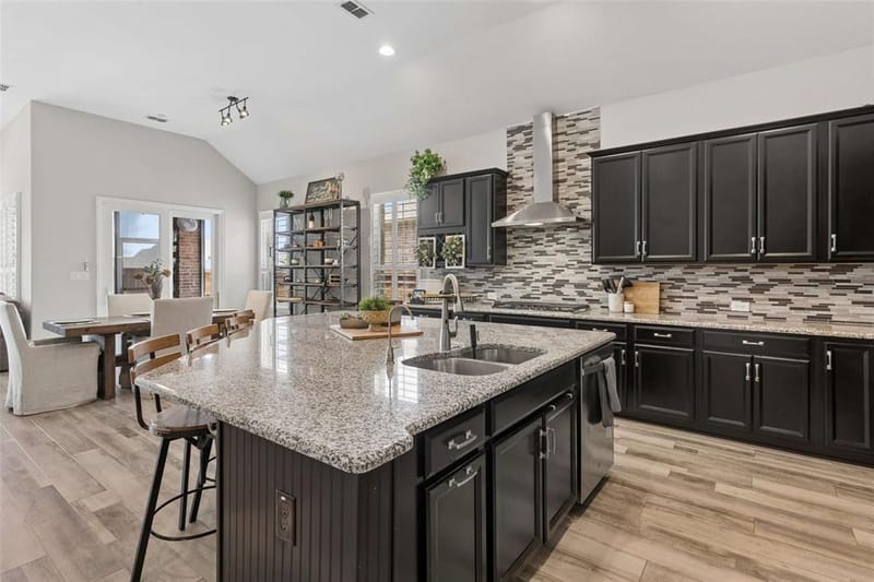 2604 Walnut Creek Lane, The Colony TX 75056 - Photo 5
