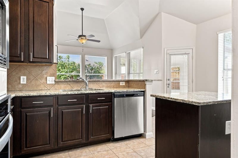 3117 Irvine Drive, Carrollton TX 75007 - Photo 13