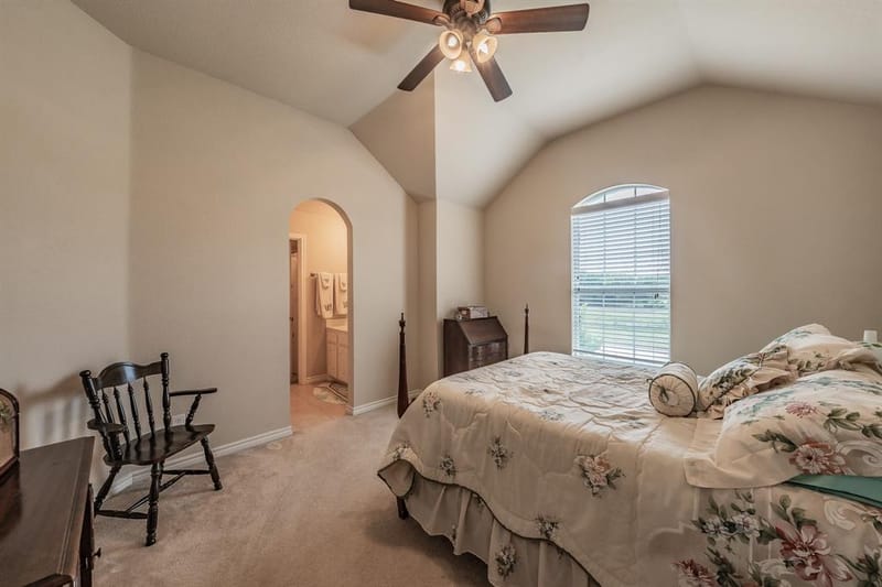 1424 Bassett Hound Drive, Fort Worth TX 76052 - Photo 27