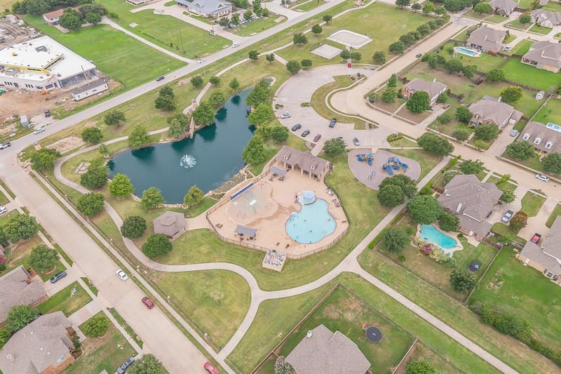 1424 Bassett Hound Drive, Fort Worth TX 76052 - Photo 39