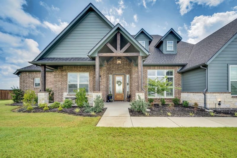 10630 Barleycorn Lane, Venus TX 76084 - Photo 2