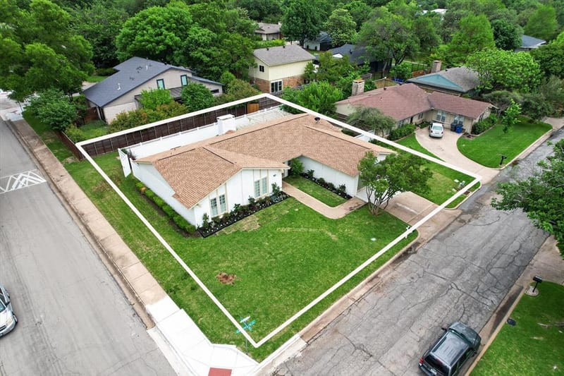 15745 Havenrock Circle, Dallas TX 75248 - Photo 18