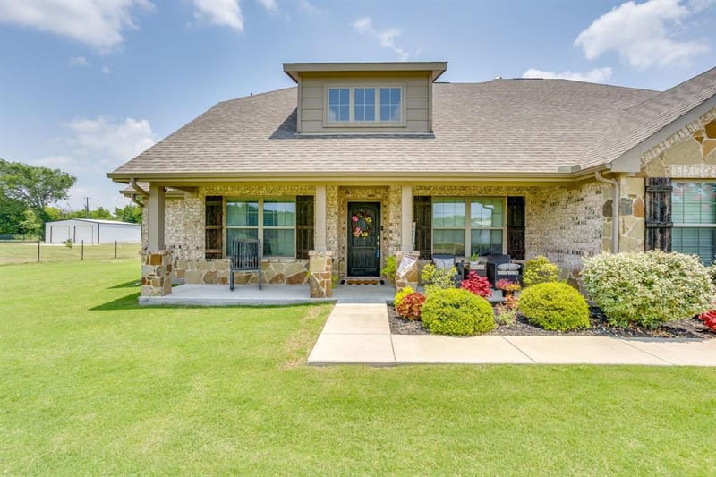 7809 Emersyn Drive, Rio Vista TX 76093 - Photo 2