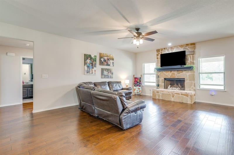 7809 Emersyn Drive, Rio Vista TX 76093 - Photo 10