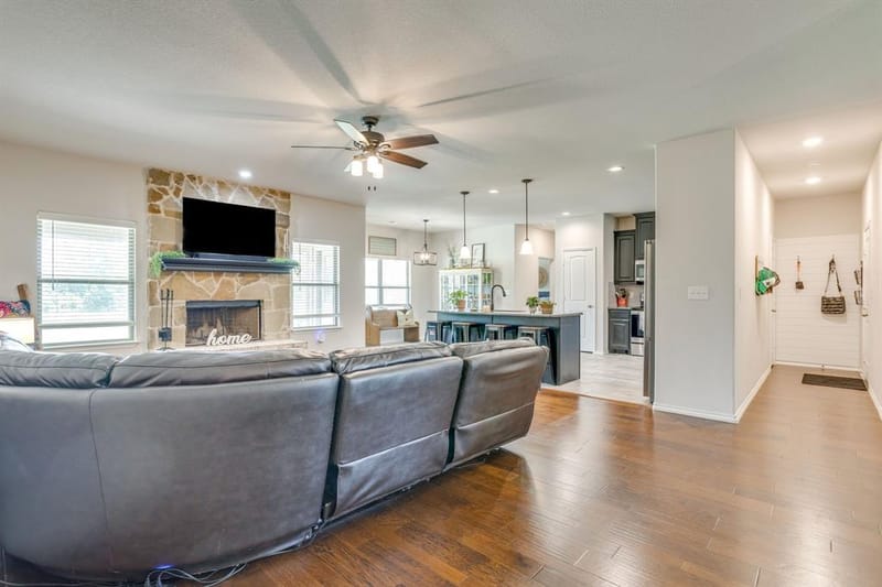 7809 Emersyn Drive, Rio Vista TX 76093 - Photo 11