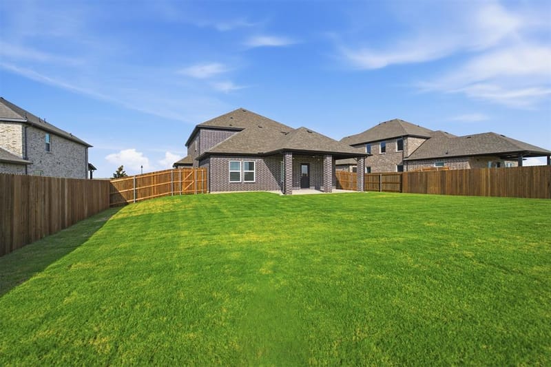 420 Bronco Drive, Waxahachie TX 75165 - Photo 6