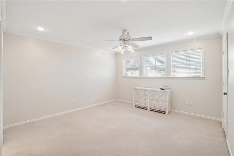 604 S Hampton Road, Oak Leaf TX 75154 - Photo 12