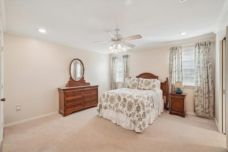 604 S Hampton Road, Oak Leaf TX 75154 - Photo 10