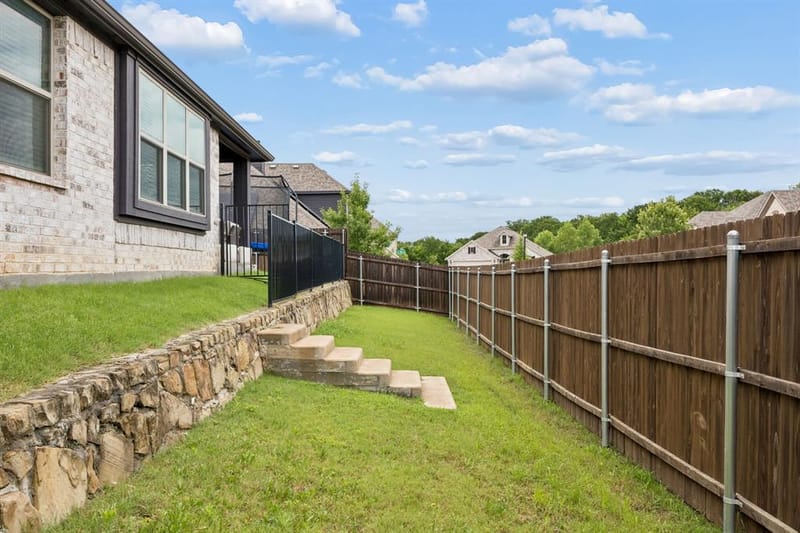 1510 Laurence Lane, Princeton TX 75407 - Photo 9