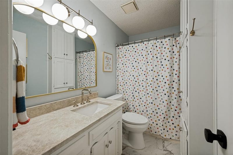 909 Edgecliff Drive, Bedford TX 76022 - Photo 18