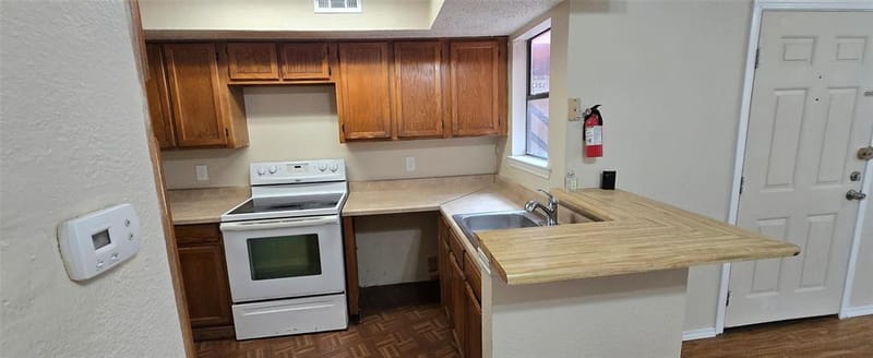 9805 Walnut Street # 204, Dallas TX 75243 - Photo 5