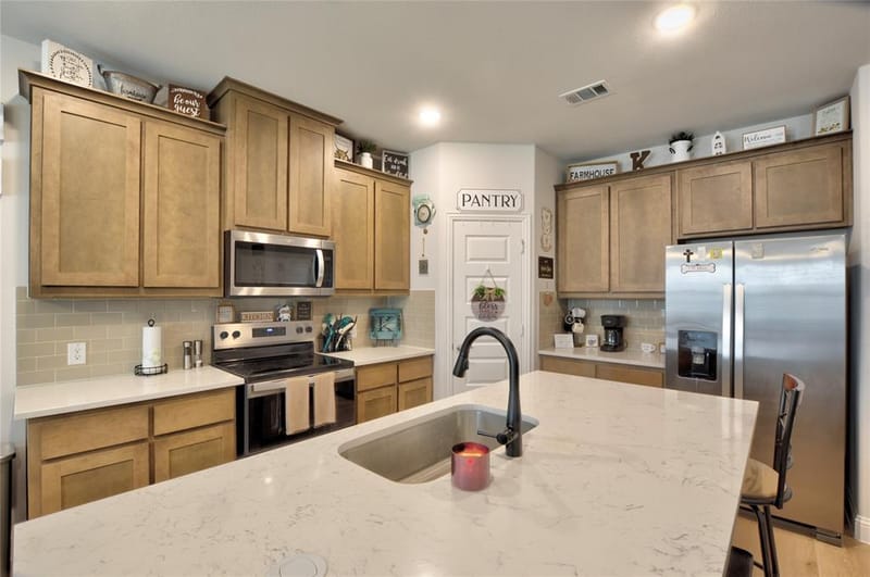 1917 Daybreak Drive, Venus TX 76009 - Photo 6