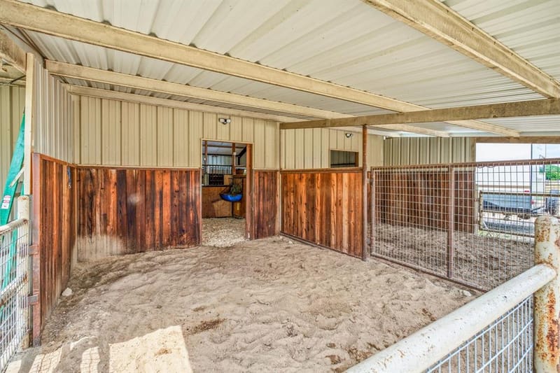2400 Horsemans Drive, Stephenville TX 76401 - Photo 22