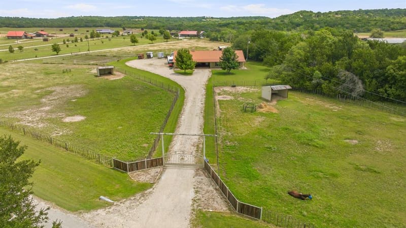 2400 Horsemans Drive, Stephenville TX 76401 - Photo 25