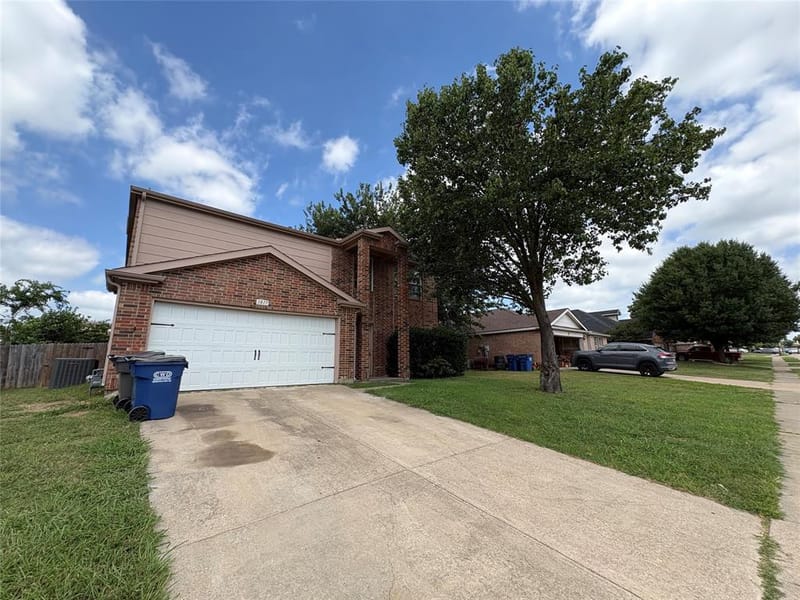 1817 Berkeley Drive, Glenn Heights TX 75154 - Photo 2