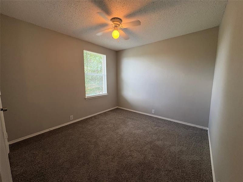 1817 Berkeley Drive, Glenn Heights TX 75154 - Photo 16