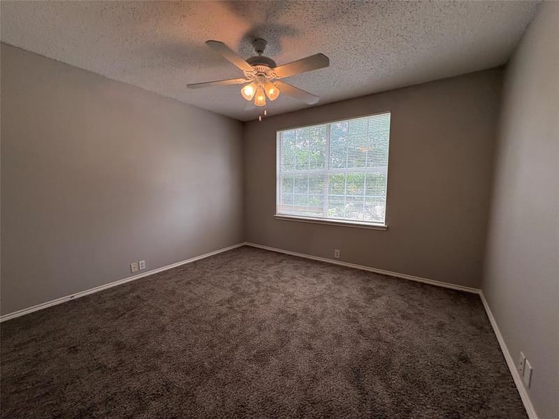 1817 Berkeley Drive, Glenn Heights TX 75154 - Photo 14