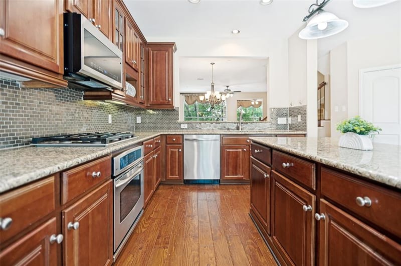 2634 Chambers Drive, Lewisville TX 75067 - Photo 2