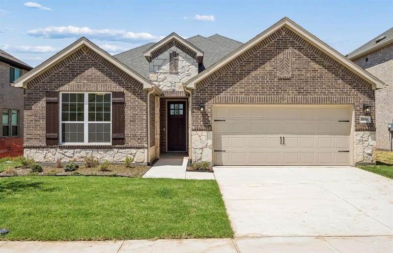 5936 Merian Drive, Pilot Point TX 75009