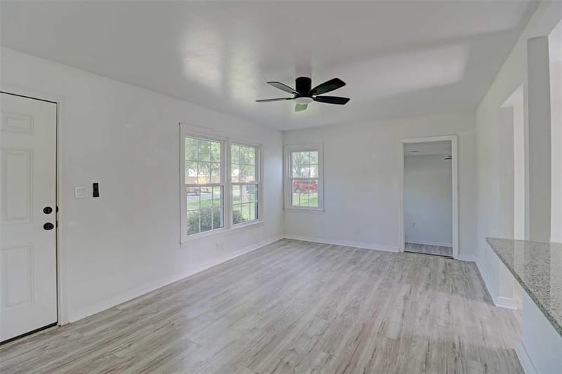4709 Marks Place, Fort Worth TX 76116 - Photo 2