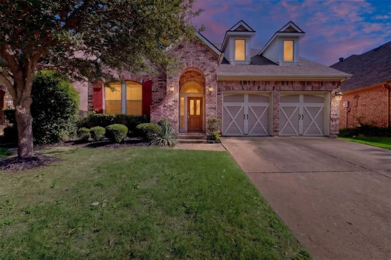 6830 Prairie Flower Trail, Dallas TX 75227 - Photo 2