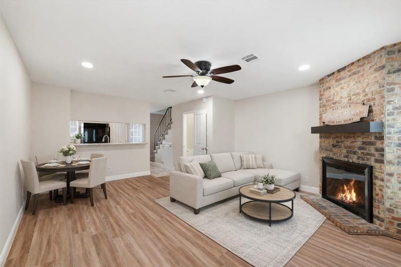 112 Churchill Lane, Euless TX 76039 - Photo 2