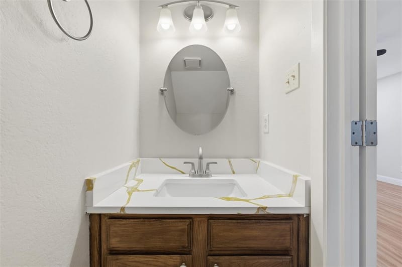 112 Churchill Lane, Euless TX 76039 - Photo 13