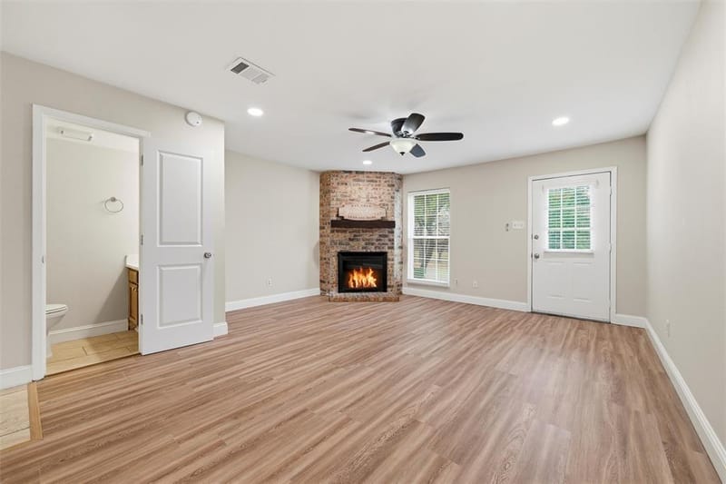 112 Churchill Lane, Euless TX 76039 - Photo 5