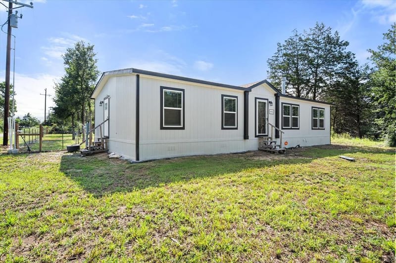 3896 NW County Road 3111, Purdon TX 76679 - Photo 2
