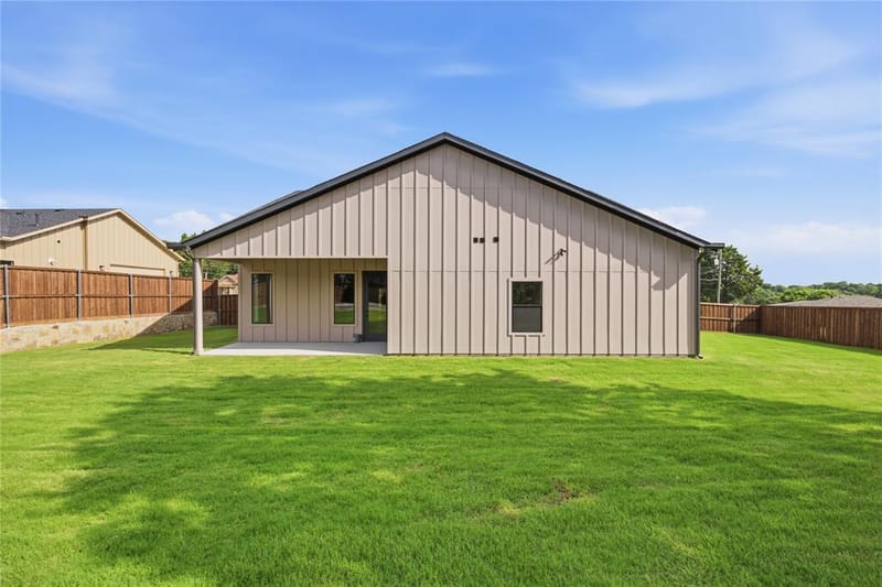 2622 Bainbridge Drive, Dallas TX 75237 - Photo 34