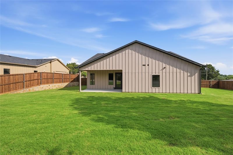 2622 Bainbridge Drive, Dallas TX 75237 - Photo 35