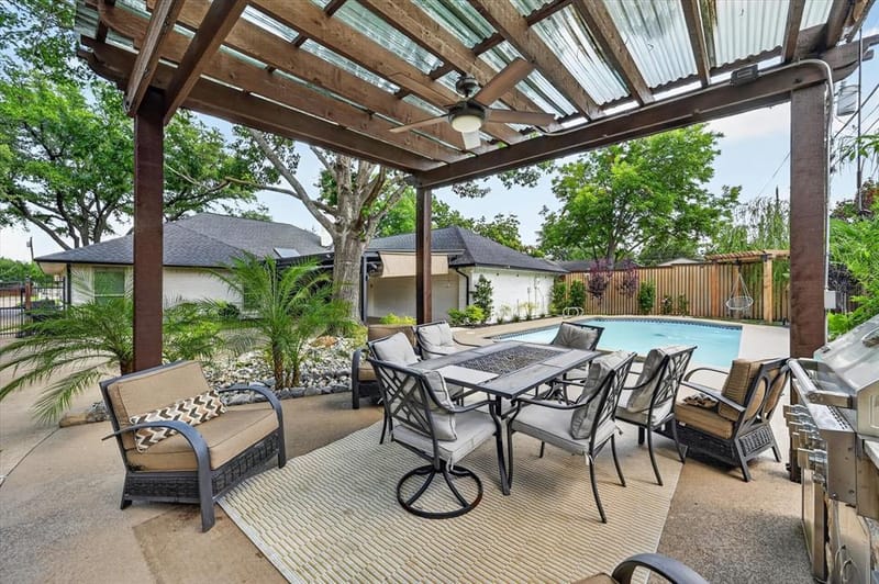 1505 Canyon Oaks Drive, Irving TX 75061 - Photo 3