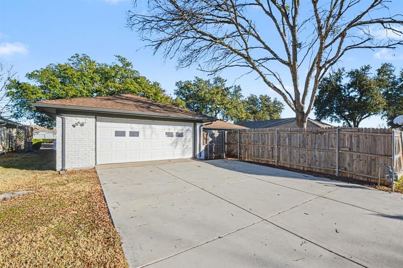 2313 Daybreak Trail, Plano TX 75093 - Photo 21
