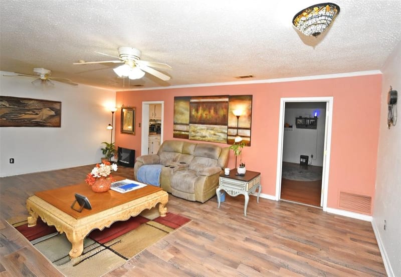 411 N Winnsboro Street, Quitman TX 75783 - Photo 11