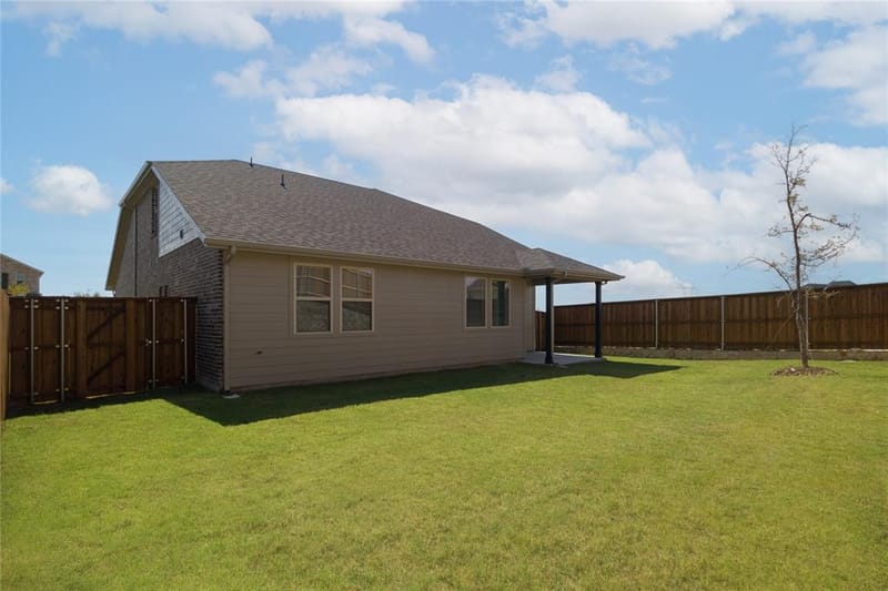 3056 Hollybrook Lane, Anna TX 75409 - Photo 2