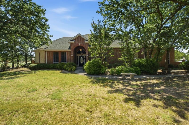 9439 Saint Johns Court, Pilot Point TX 76258 - Photo 14