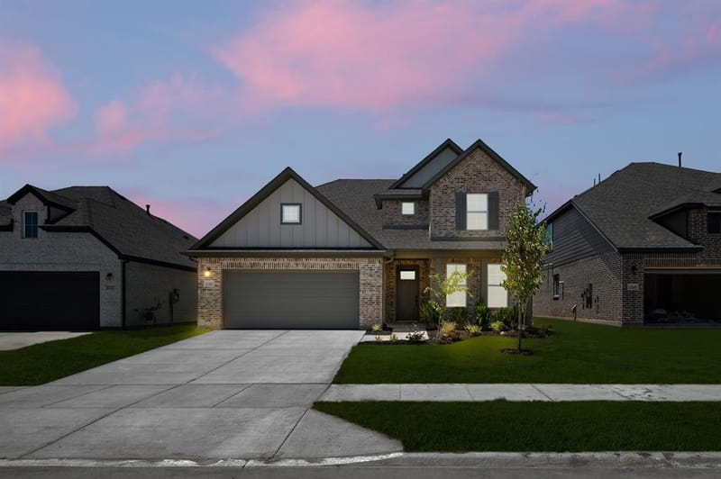 17261 Oxborough Drive, Justin TX 76247