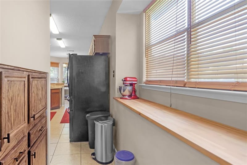 5502 Hyannis Drive, Arlington TX 76018 - Photo 9