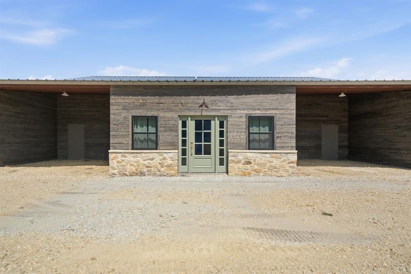 3035 County Road 162, Stephenville TX 76401 - Photo 17