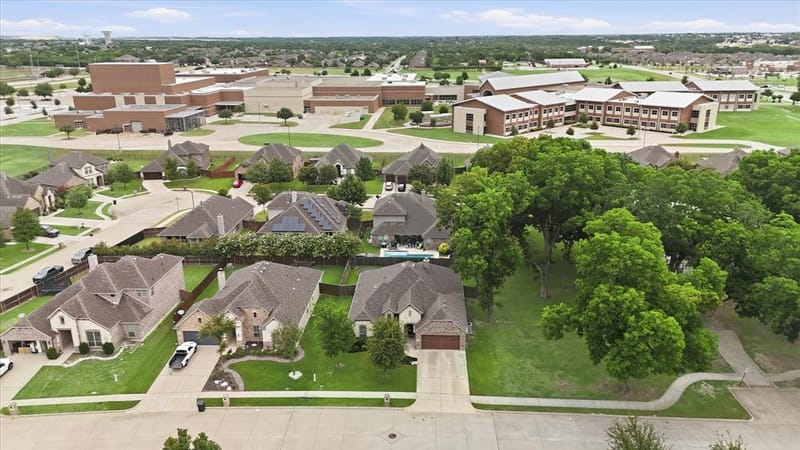 4013 Orchard Park Lane, Midlothian TX 76065