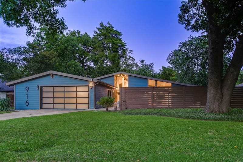 918 Glen Oaks Boulevard, Dallas TX 75232 - Photo 2
