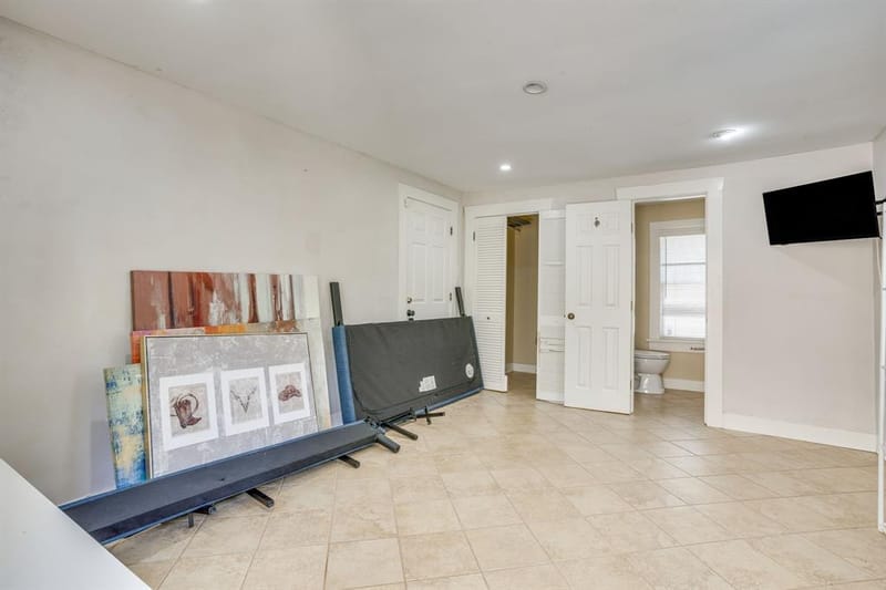 2041 Hawthorne Avenue, Fort Worth TX 76110 - Photo 36