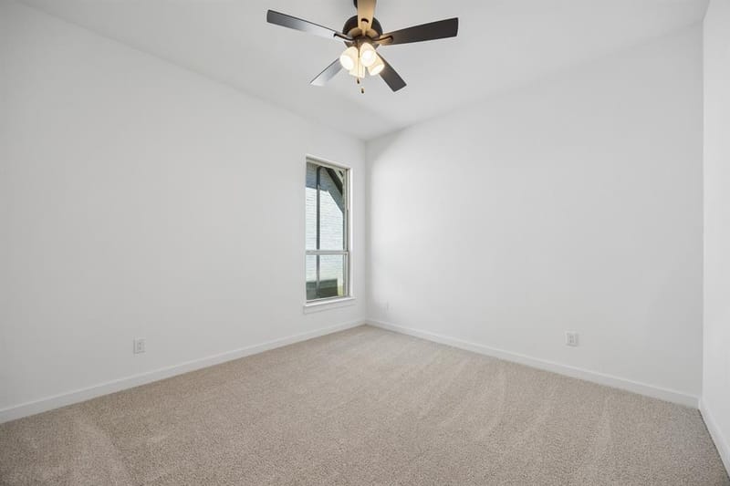 1609 Briscoe Drive, Benbrook TX 76126 - Photo 17